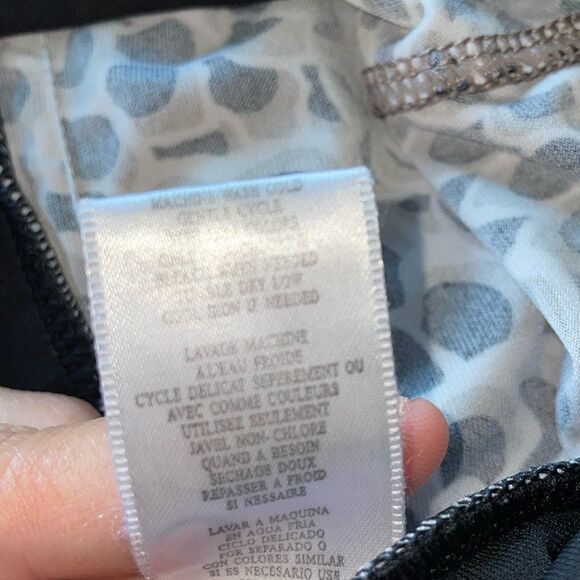 BCBG maxazaria casual flower petals tie at waist cowl neck dress - Picture 11 of 15